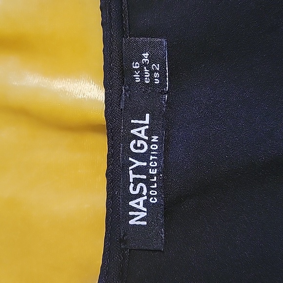 Nasty Gal black silky lace long sleeve crop top. Women's size 2. - Picture 3 of 4